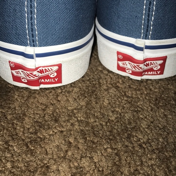 Sold. Vans Authentics - Picture 3 of 4